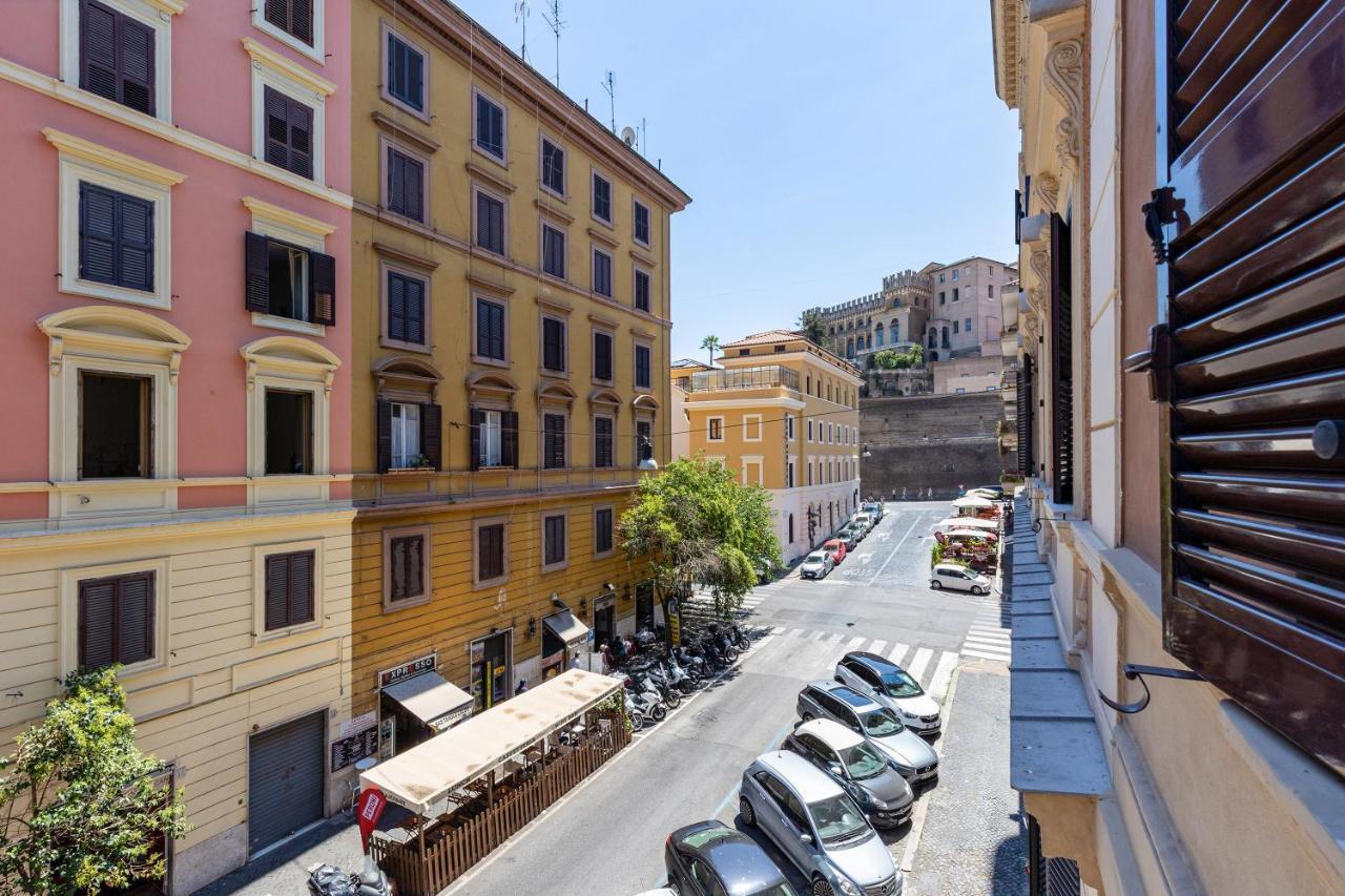 Rome As You Feel - Santamaura Vatican Apartment Екстер'єр фото